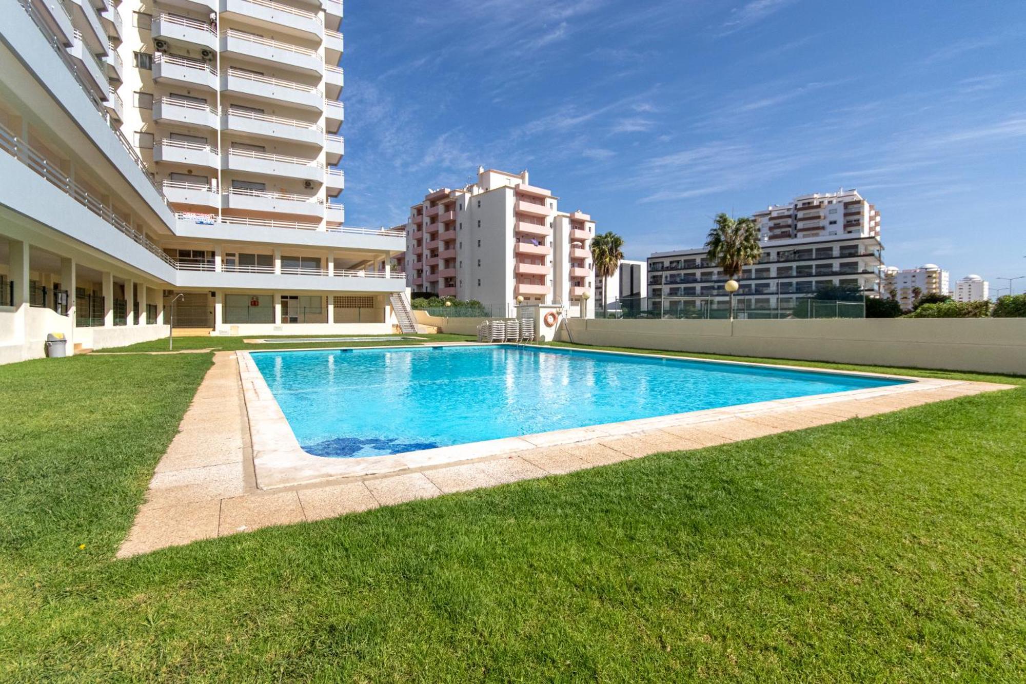 Casa Dos Arcos: Seaside Studio with Pools and Views Portimao Exterior photo